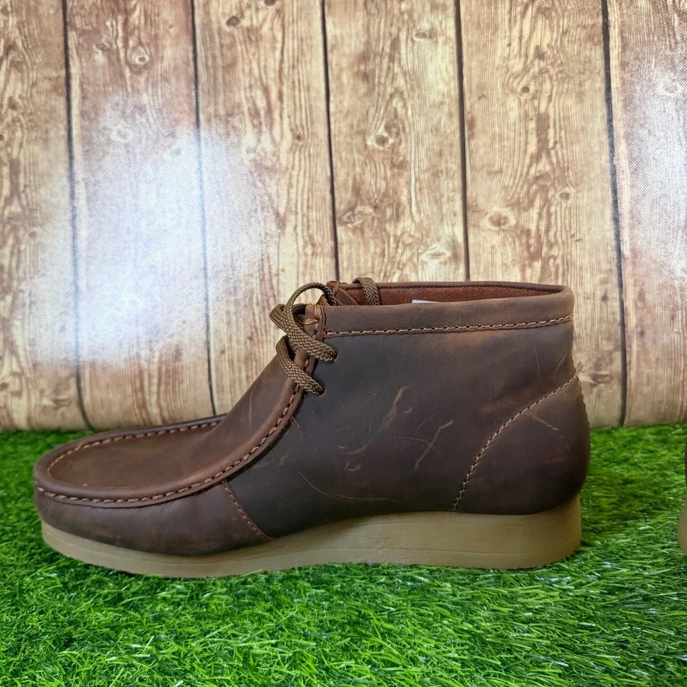 Clarks Wallaston Boot Mens size 11.5 M Beeswax Leather Chukka Moc Toe Brown